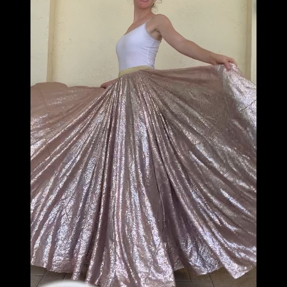 Boutique Sequin Maxi Skirt Double Full with Pockets - Picture 5 of 10